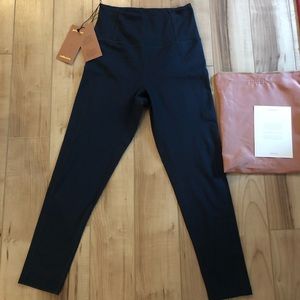 New w tags Girlfriend Collective midnight leggings